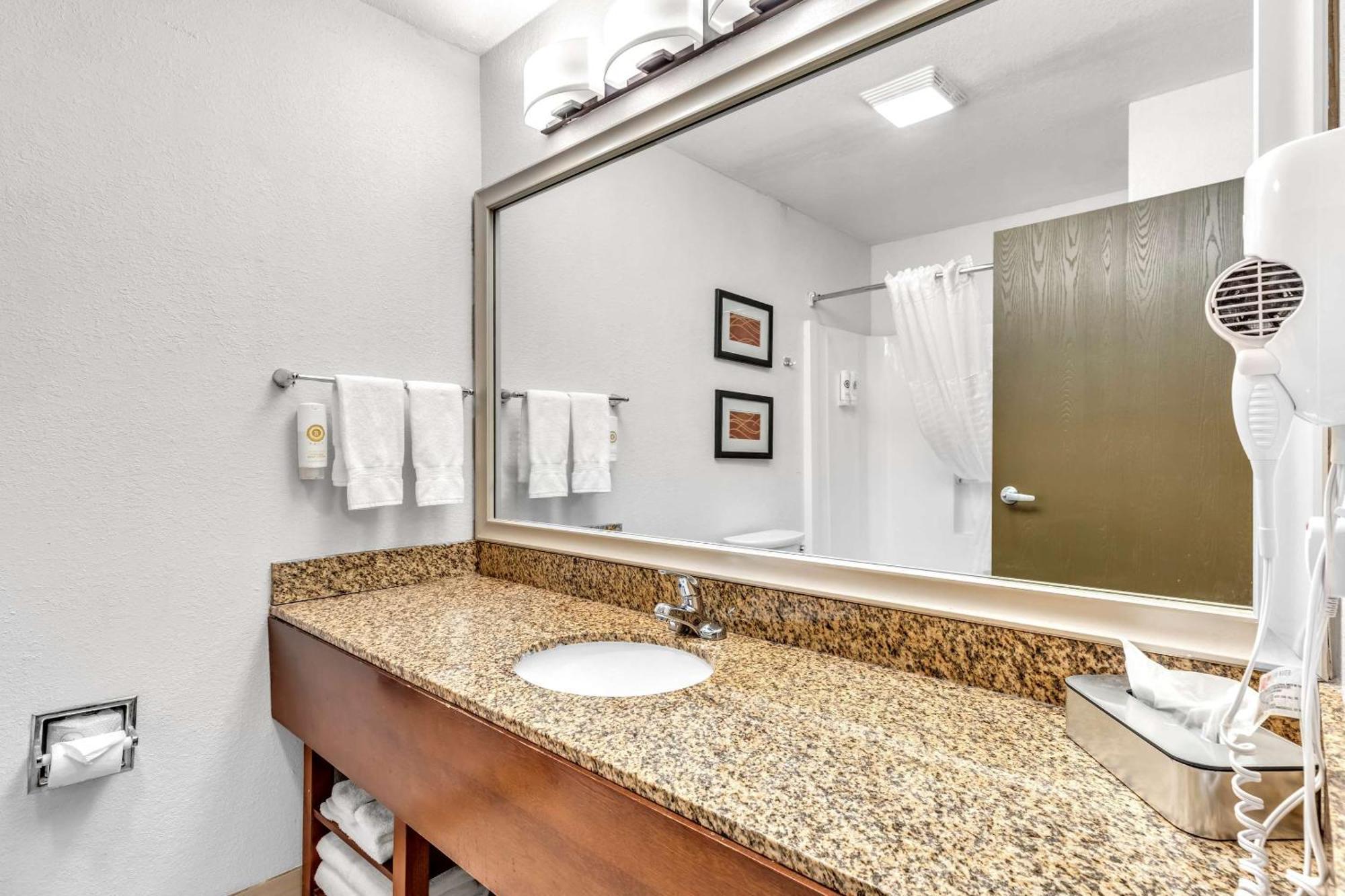 Gasthof Comfort Denver West Arvada Station